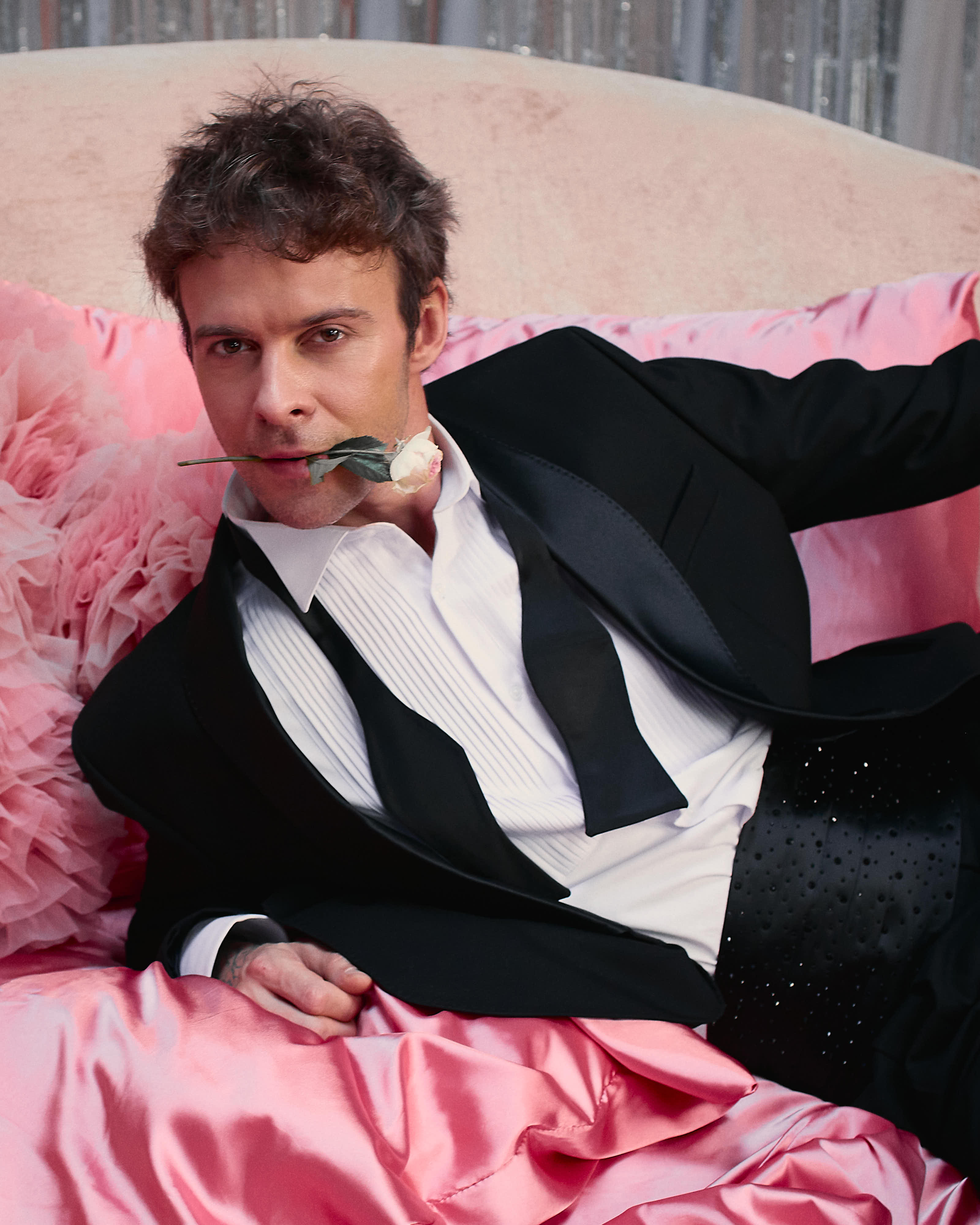 Макс Барських представив музичну відеолистівку «Не складається»